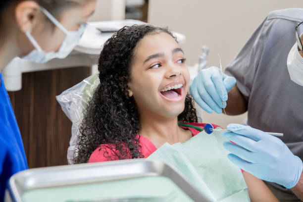Best Dentist for Tooth Abscess  in Old River Winfree, TX